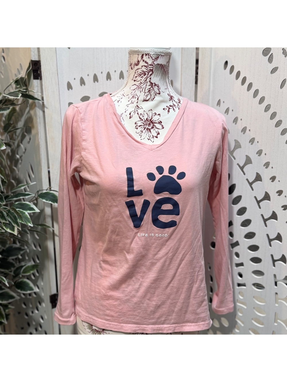 Life is Good Pink Paw Print Love Long Sleeve Sleep Shirt Size Small